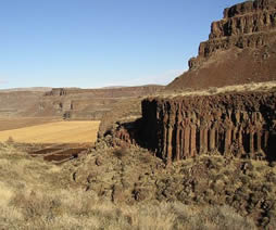 Flood basalt Columbia river 